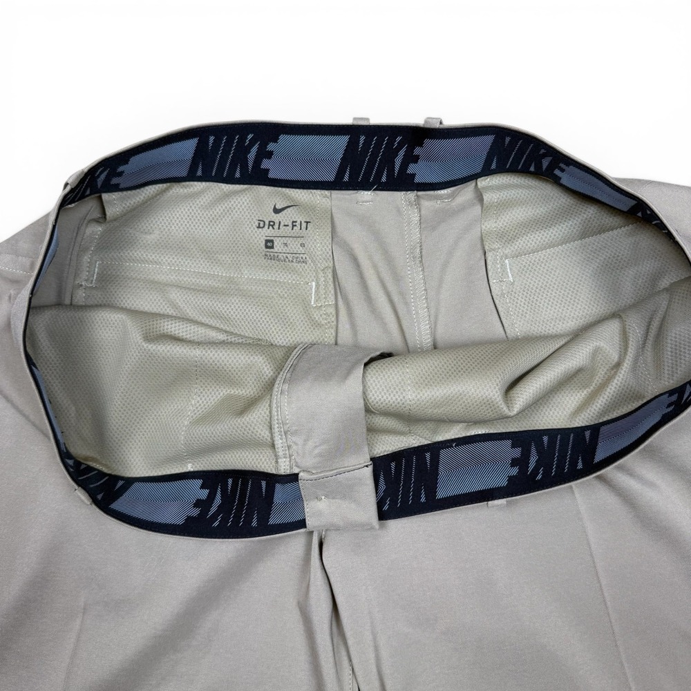 Nike Dri-FIT Mens Golf Shorts Khaki Size 40 AJ5493-247 Performance Stretch - Picture 2 of 11